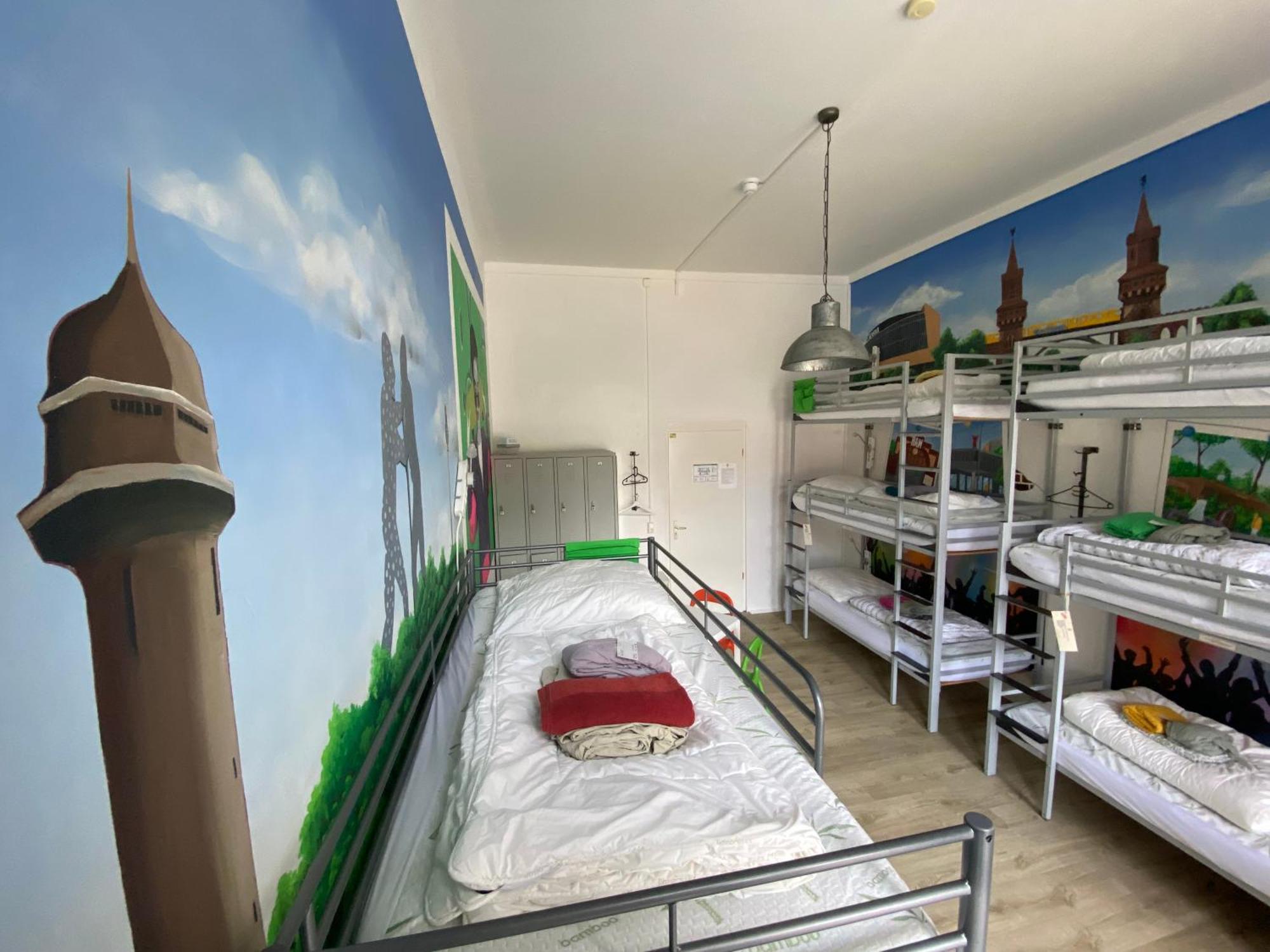 Bed 8-Bed Mixed Dormitory Room